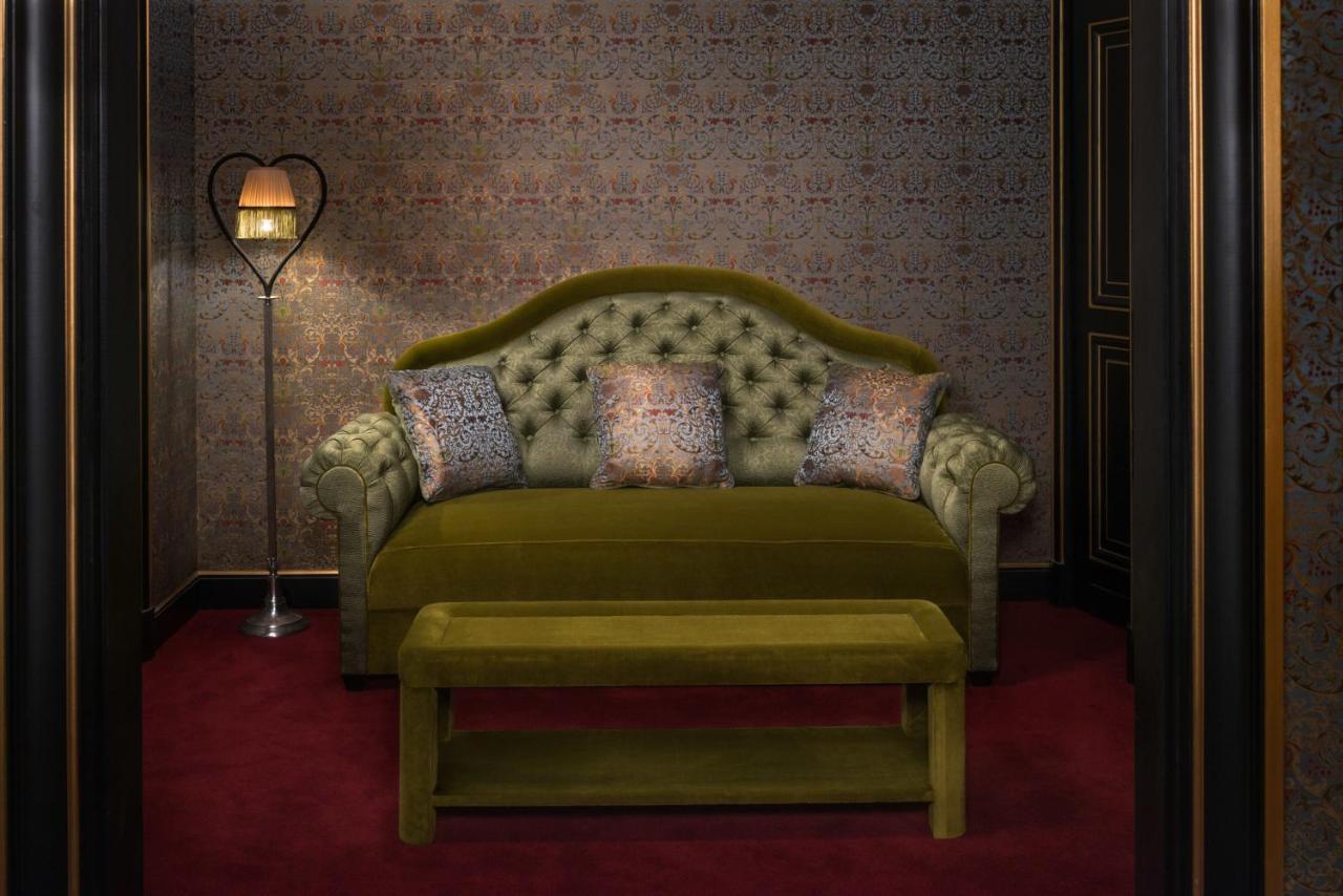 Maison Souquet, & 5* Paris